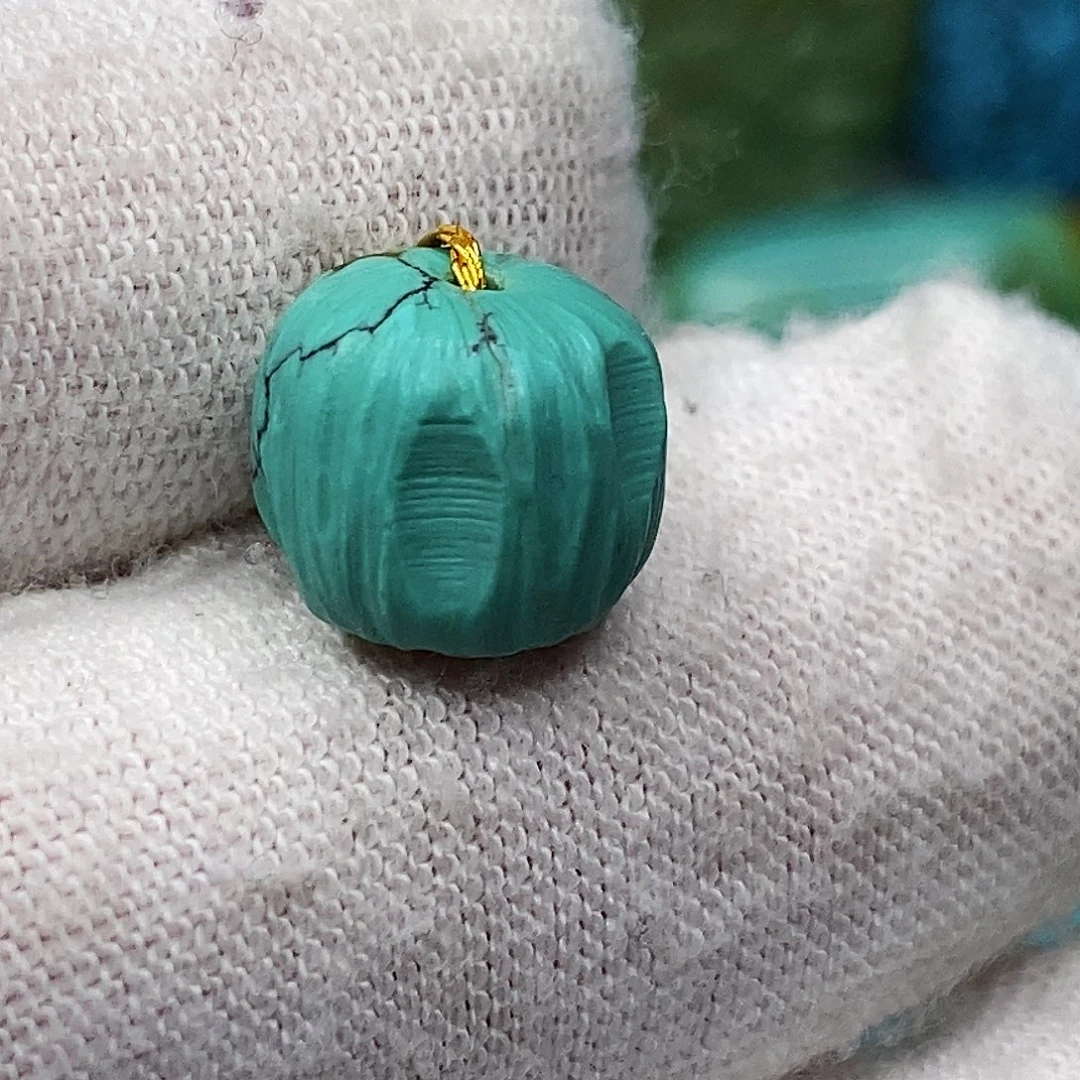 绿松石未镶嵌天然原矿 带武汉地大证书