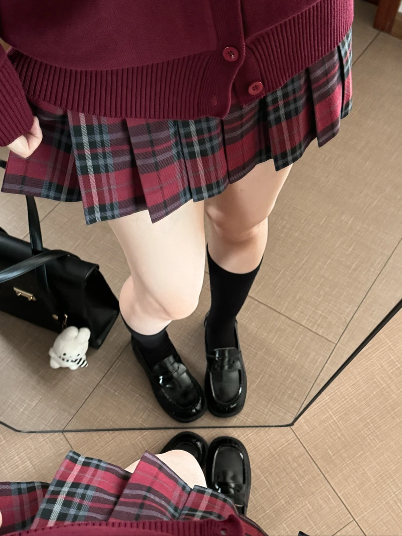 浆果/本治高等原创安可拉红jk格裙百褶裙女a字半身裙秋冬校供感TR