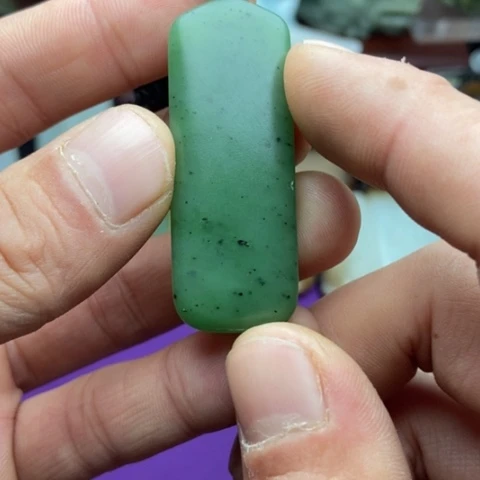 未镶嵌手镯透闪石质玉