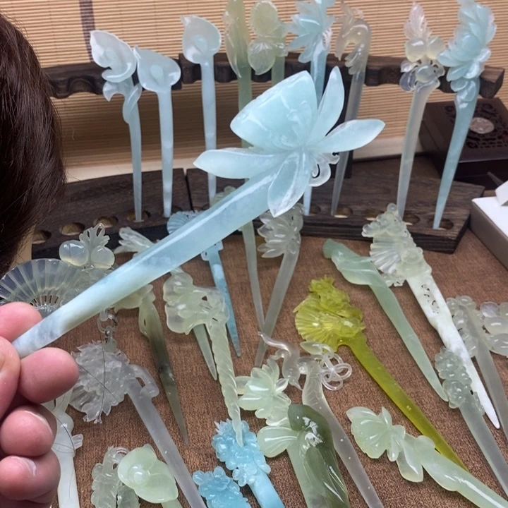 蛇纹石玉未镶嵌发饰