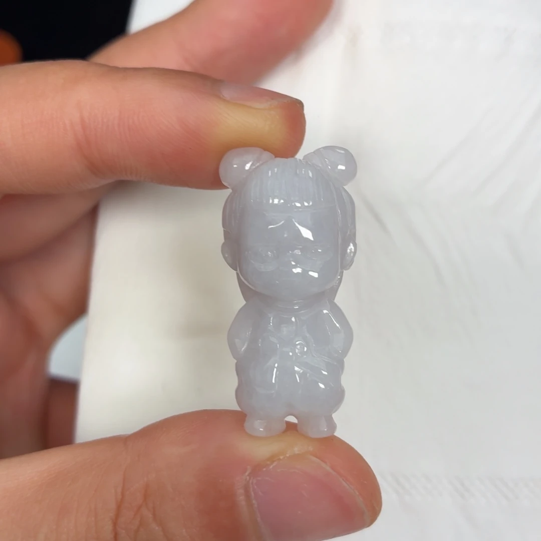 翡翠未镶嵌颈饰哪吒