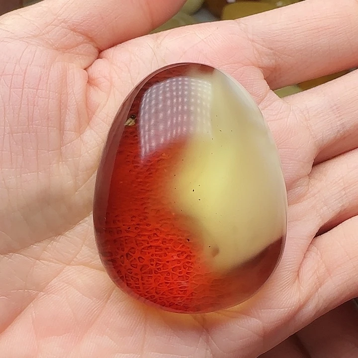 琥珀未镶嵌手链吊坠