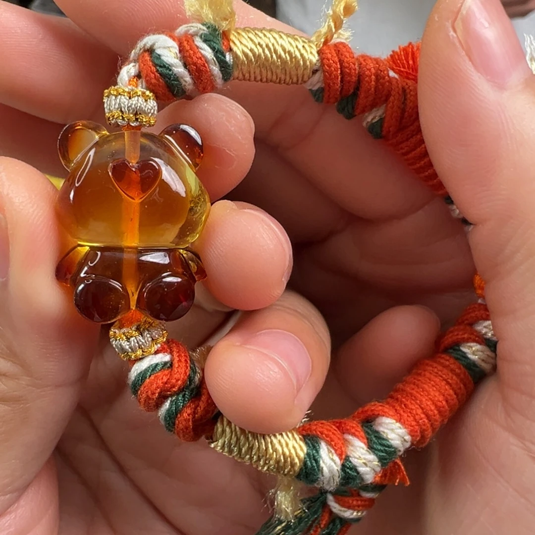 琥珀未镶嵌裸石琥珀