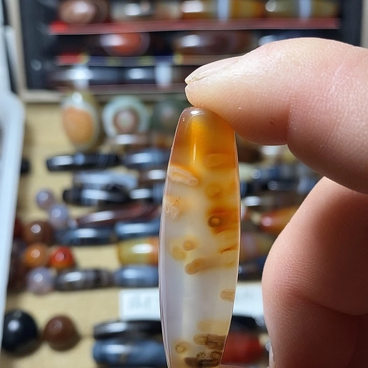 玛瑙/玉髓合金颈饰