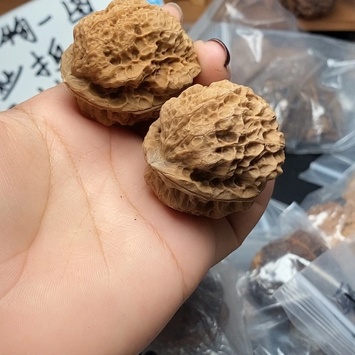 文玩核桃把件   54