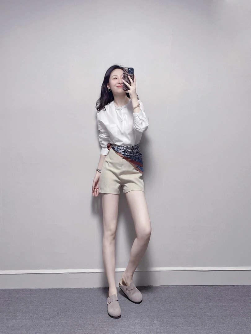 2025夏季新款巨好看设计感上衣通勤白色长袖衬衫气质百搭休闲短裤