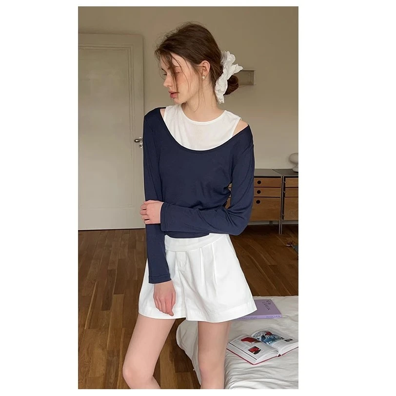 EGGKA “撞色极简”大U领简约上衣+休闲背撞色两件套TOE25A3572AF