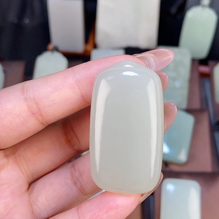 【闪购商品】和田玉未镶嵌颈饰