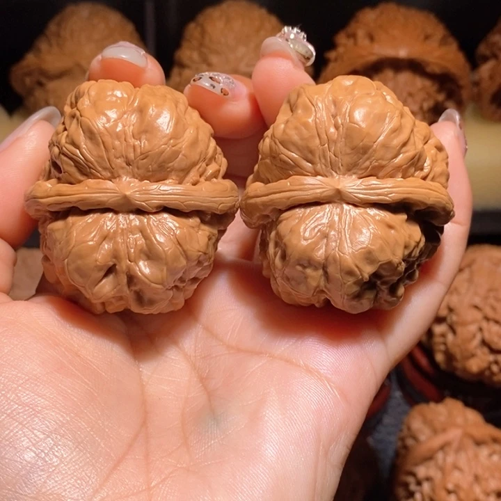 文玩核桃把件傲**穹42蛤蟆头