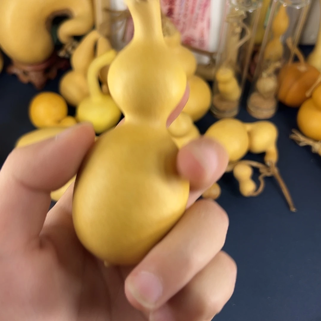 昕**你葫芦笙和一首小歌也好配