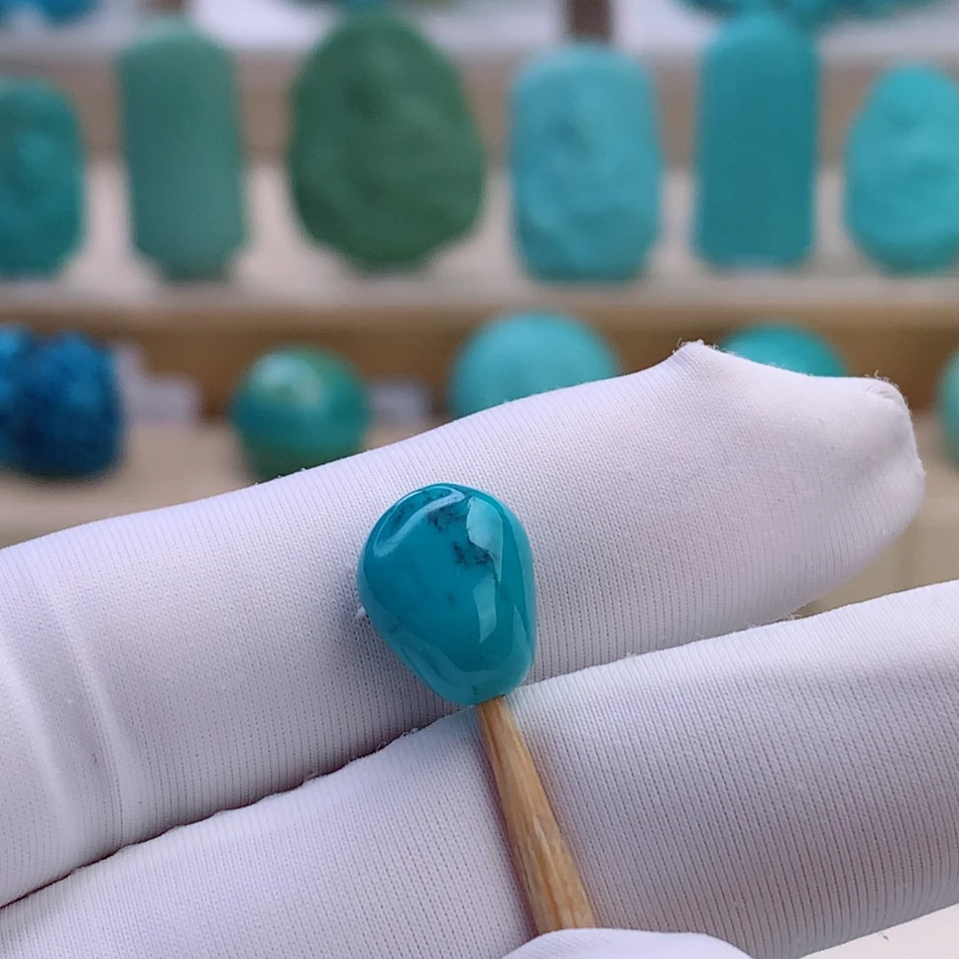 绿松石未镶嵌挂件