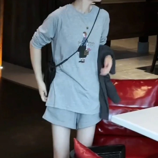 时尚潮流百搭精品女装dgd1395