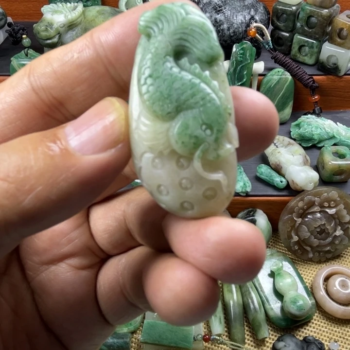 独山玉未镶嵌珠宝半成品