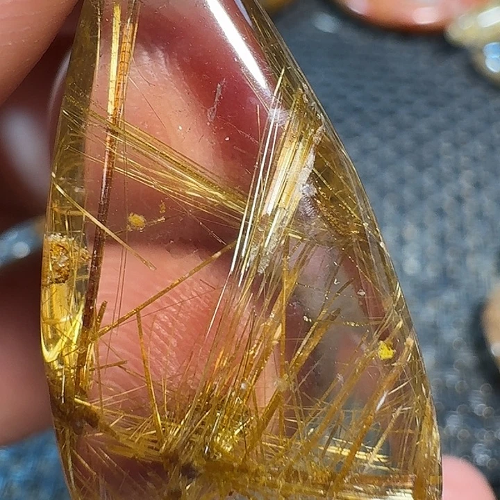 用***8未镶嵌颈饰水晶我