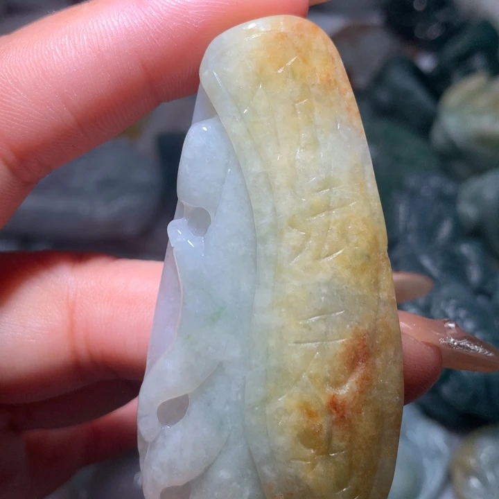 翡翠未镶嵌颈饰保真天然A货翡翠