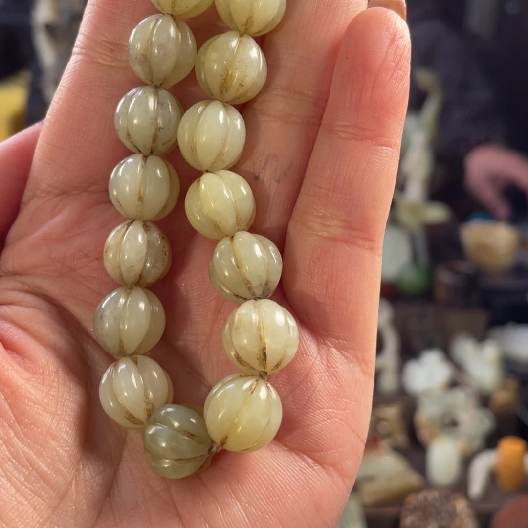 慧***琳和田玉未镶嵌颈饰