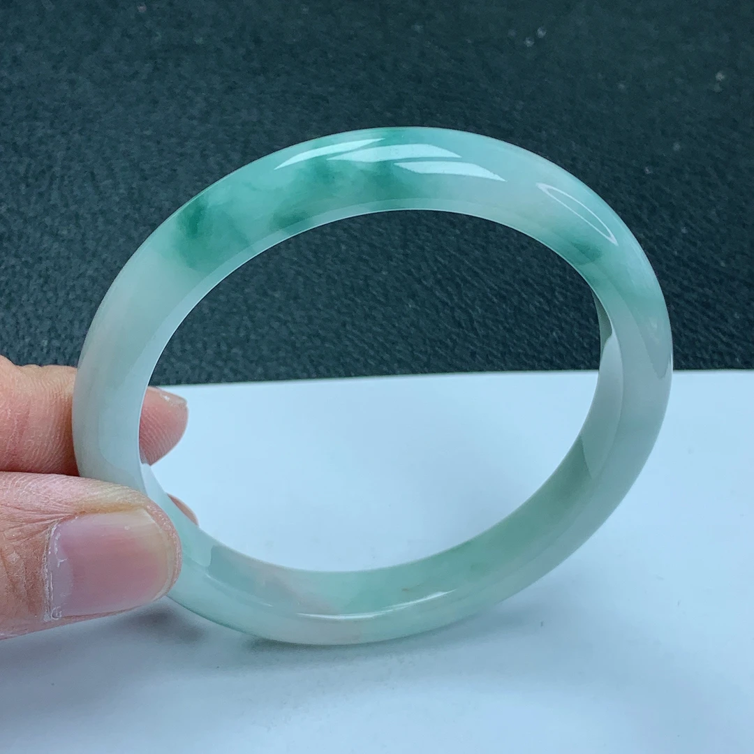 天然缅甸翡翠Ａ货手镯冰糯种飘花60圈口手镯