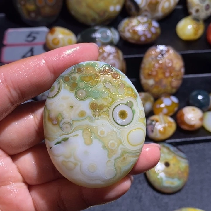 玛瑙/玉髓未镶嵌珠宝奇石55