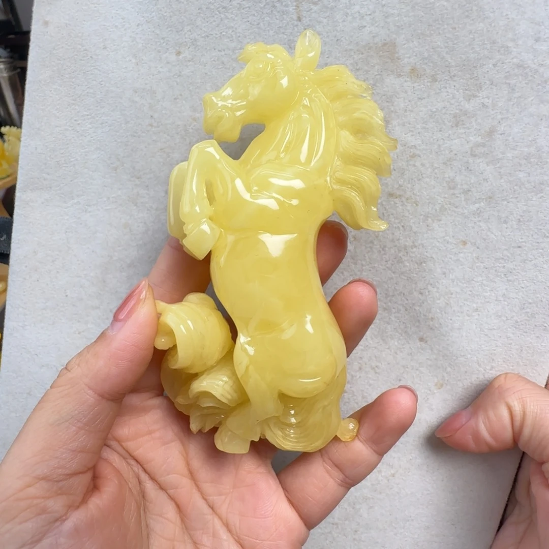 蜜蜡未镶嵌珠宝奇石