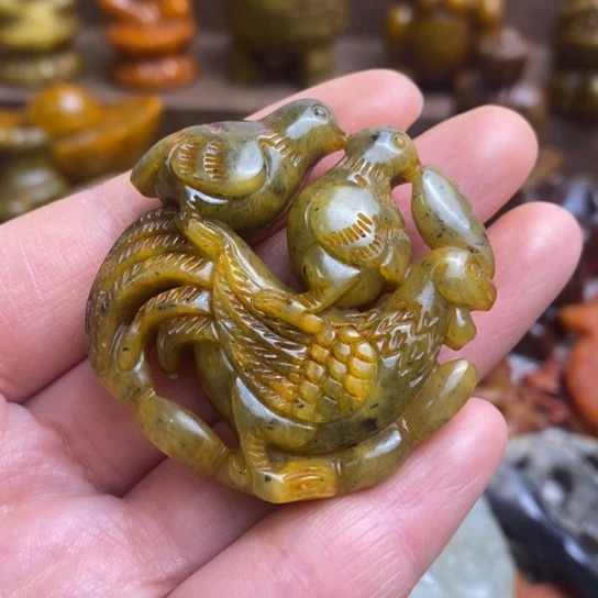 蛇纹石玉未镶嵌颈饰34