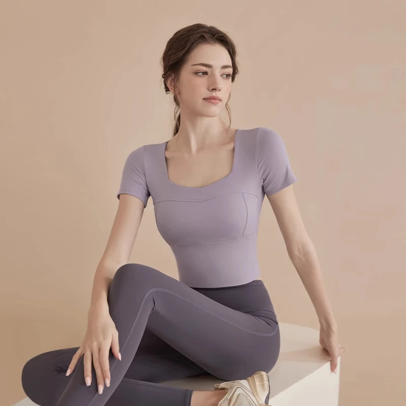 lulu带胸垫瑜伽服女套装专业普拉提训练服跑步运动短袖高级感上衣