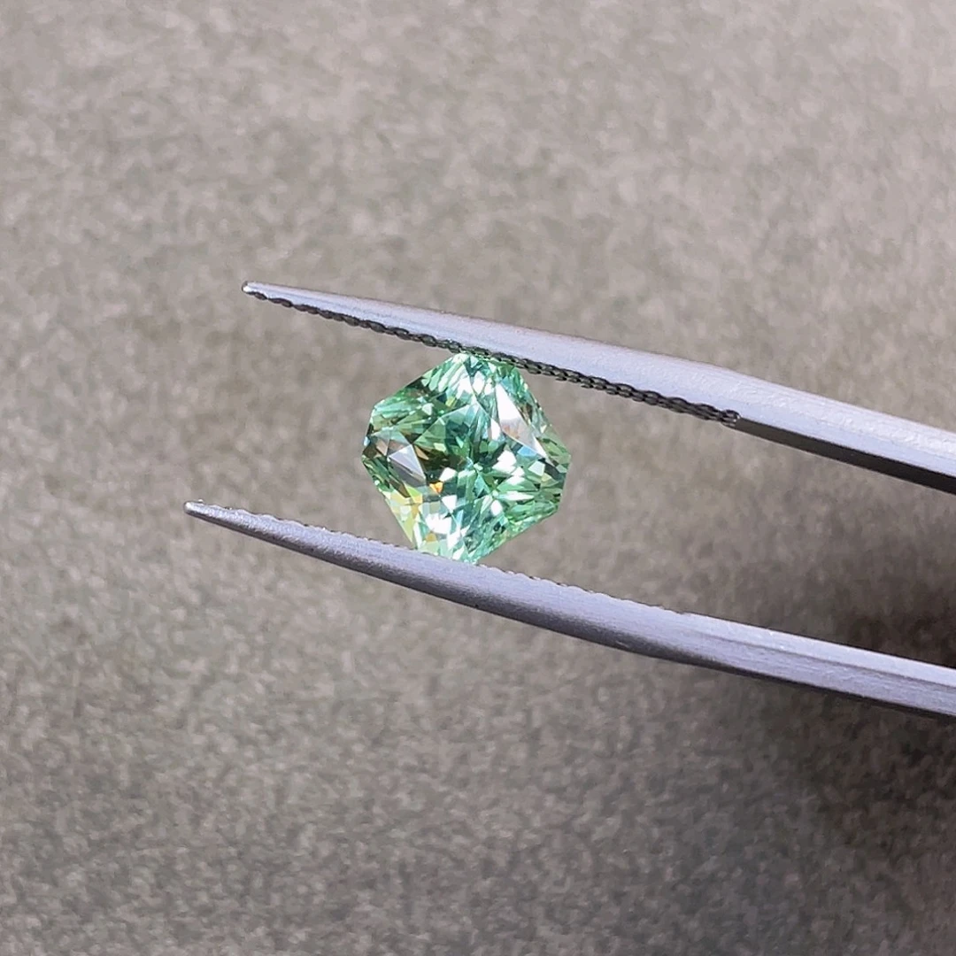 未镶嵌裸石石榴石薄荷榴石3.51ct