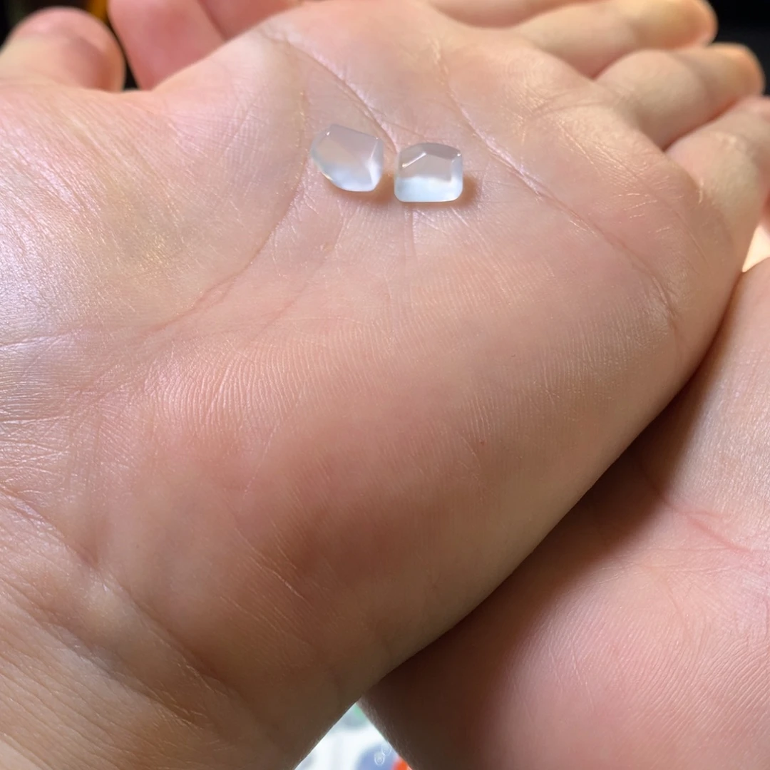 翡翠散珠一对纯白随行