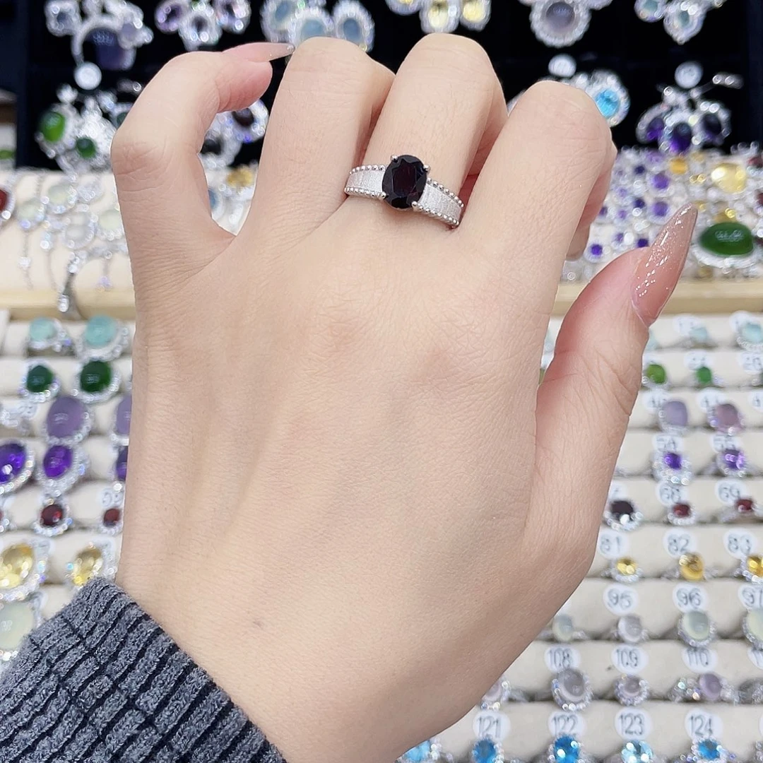 银S925镶嵌戒指石榴石