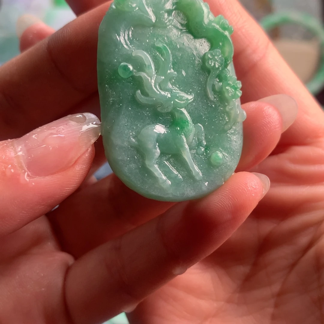 未镶嵌定制翡翠翡翠