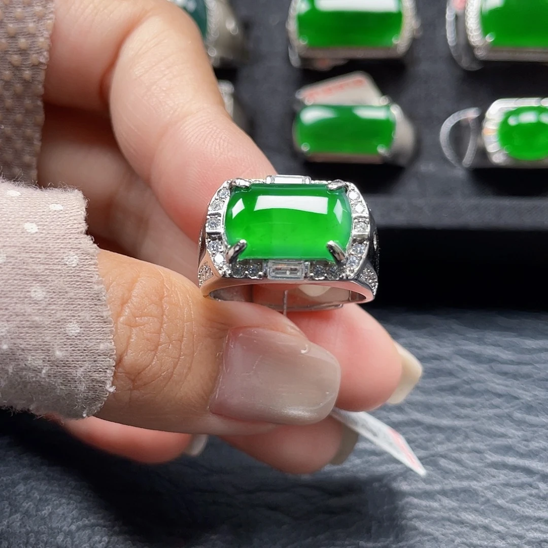 翡翠银S925镶嵌戒指天然A货翡翠没运费险3730