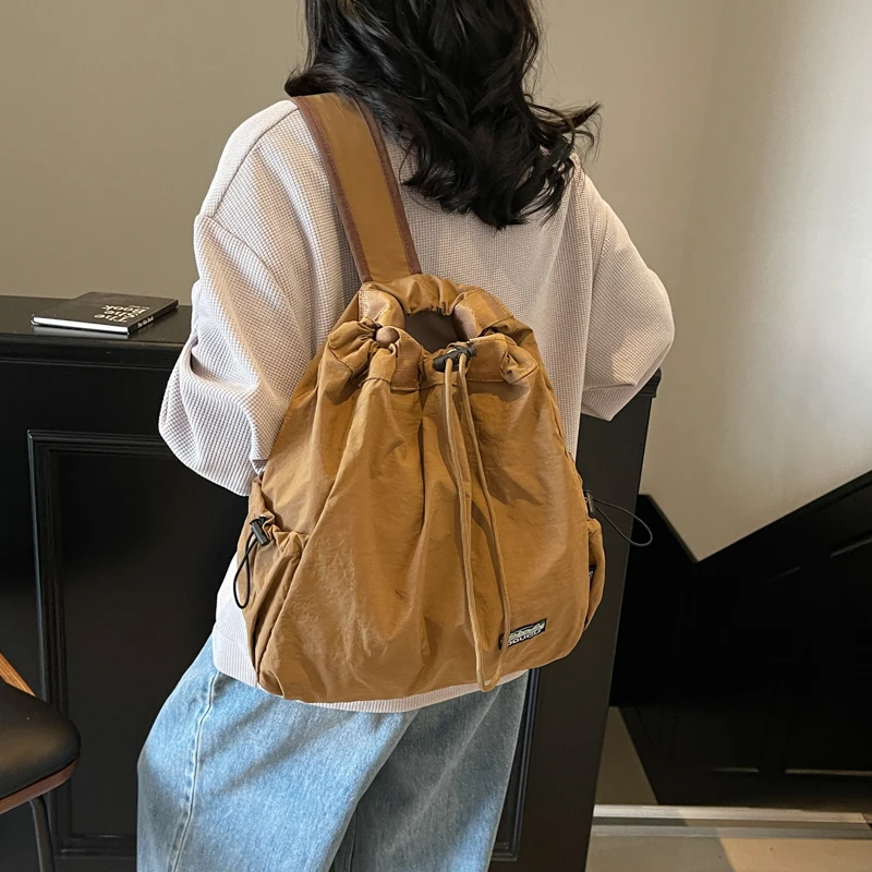 双肩包女2025新款时尚百搭大容量旅行背包轻便单肩手提大学生书包