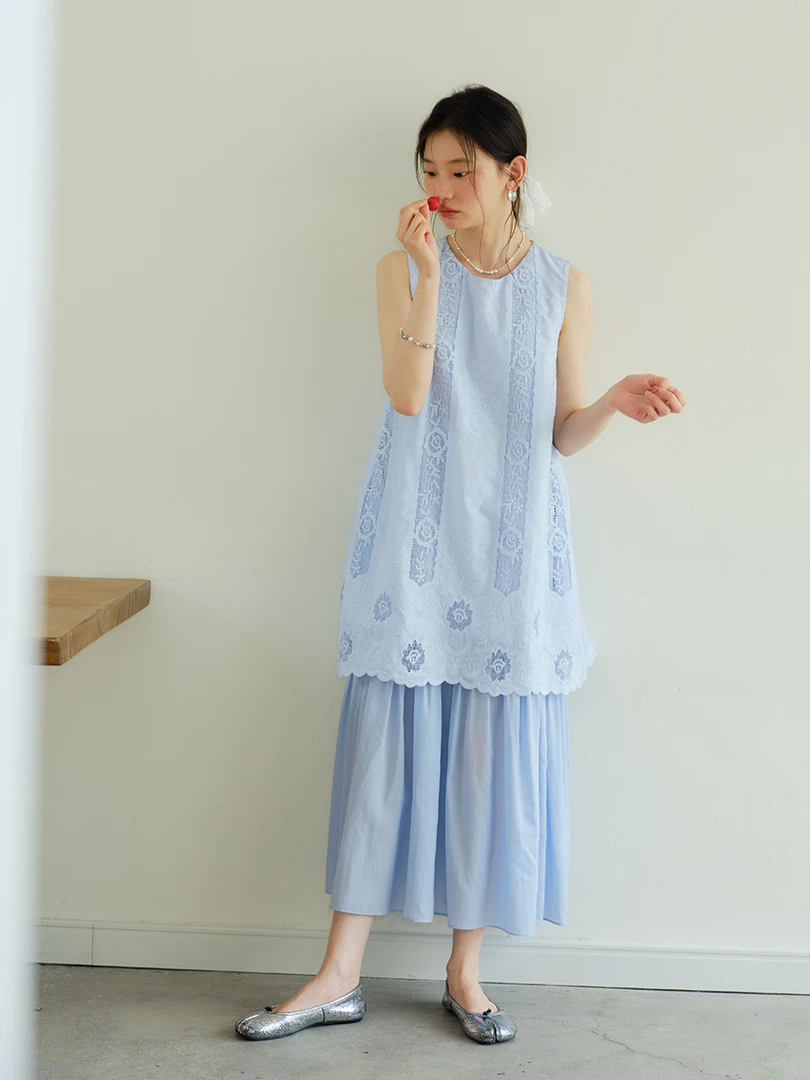 BLUEerror 重工镂空刺绣圆领背心连衣裙女假两件长款无袖裙子夏