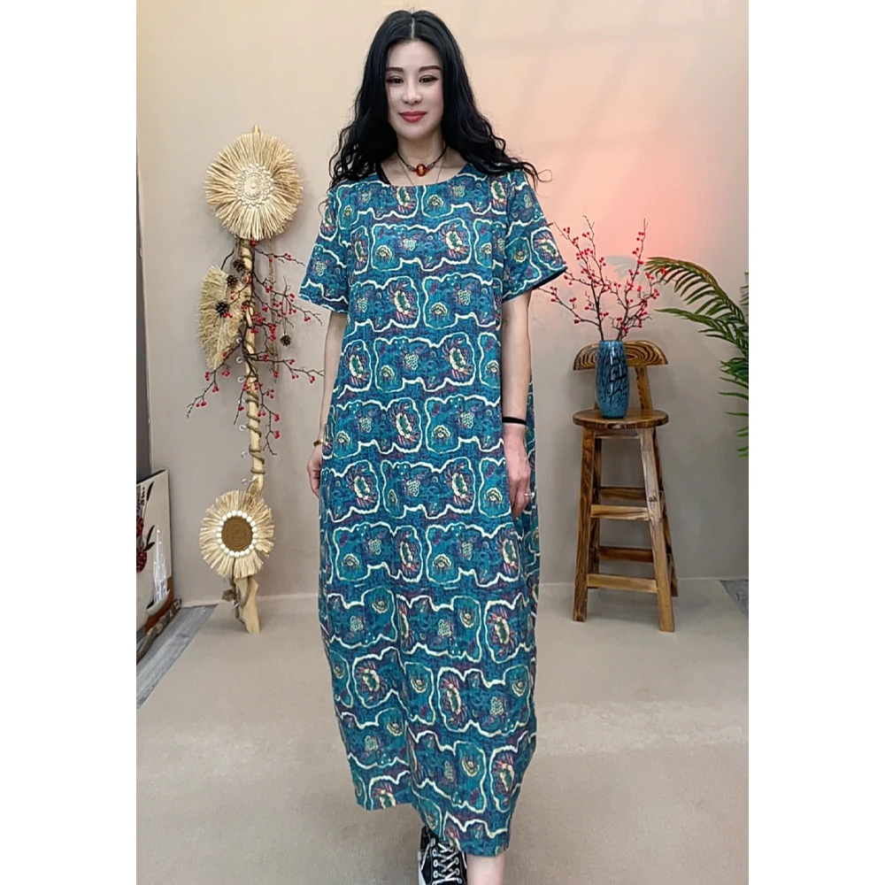 随机一件夏季宽松碎花连衣裙