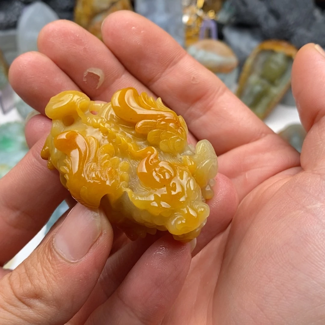 定制翡翠未镶嵌翡翠