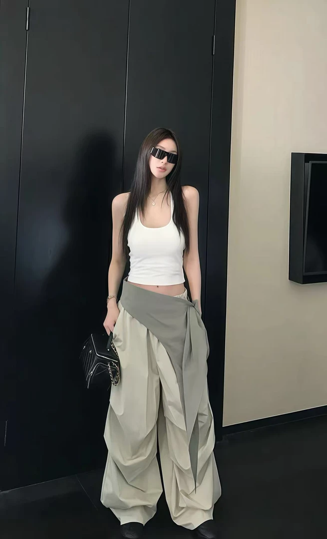 白色辣妹小吊带背心女2025早春夏季内搭外穿甜辣风短款无袖上衣潮