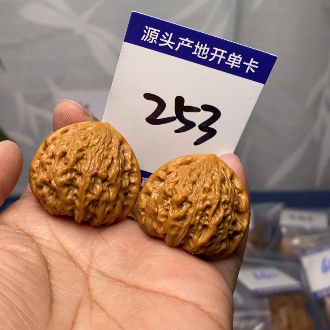 把件文玩核桃34金牛