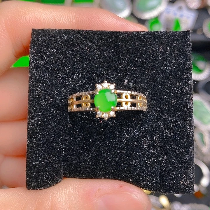 翡翠未镶嵌戒指戒指