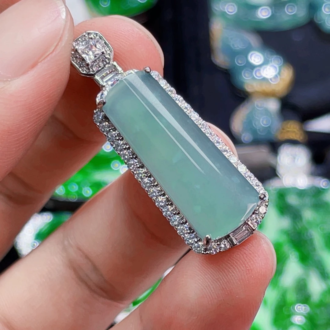 翡翠未镶嵌颈饰6，