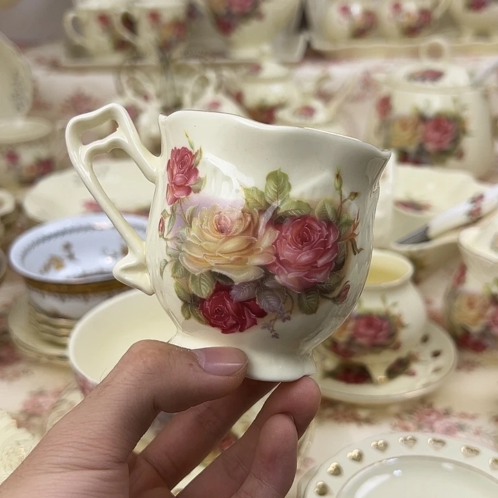 陶瓷两个陶瓷陶瓷