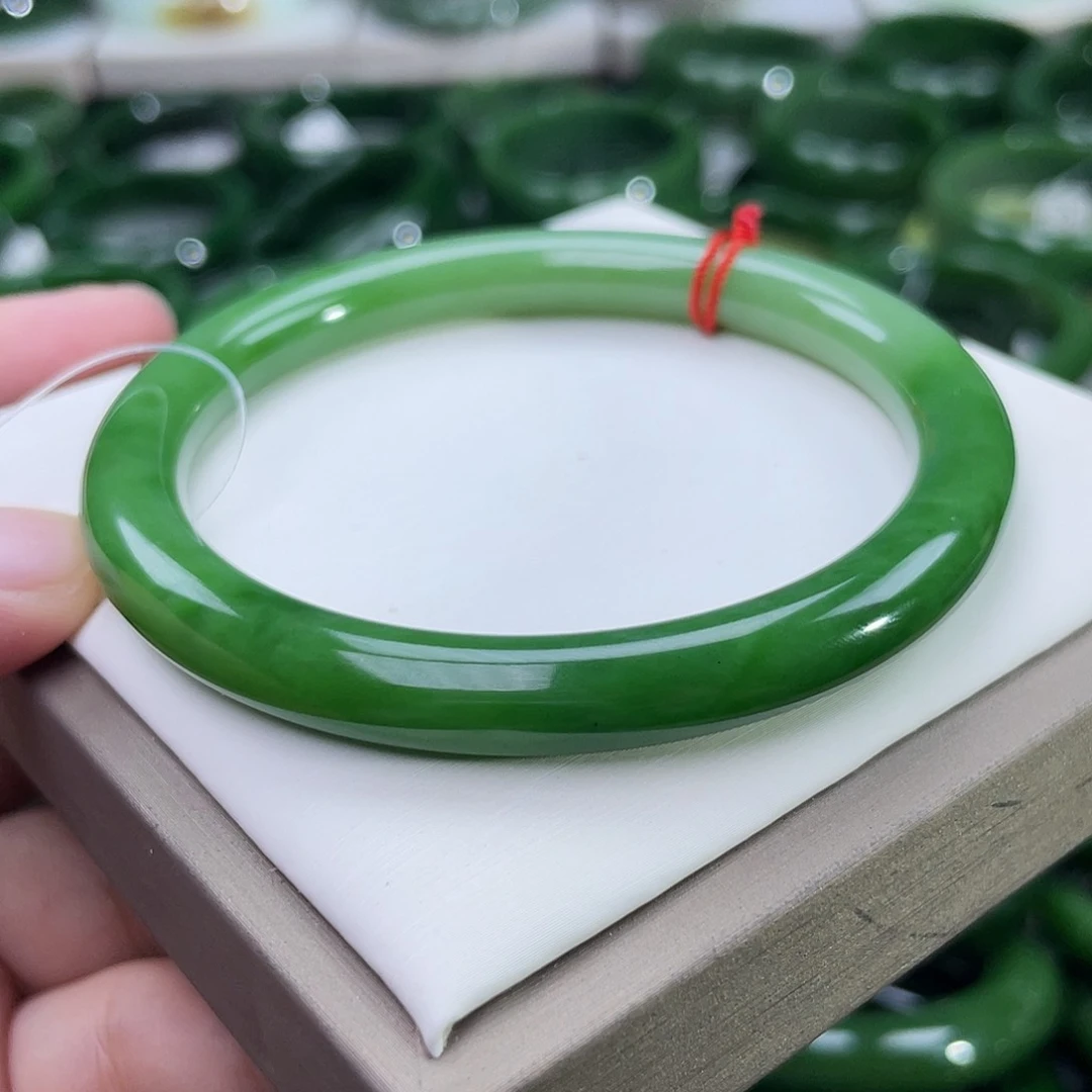 和田玉（碧玉）手镯未镶嵌