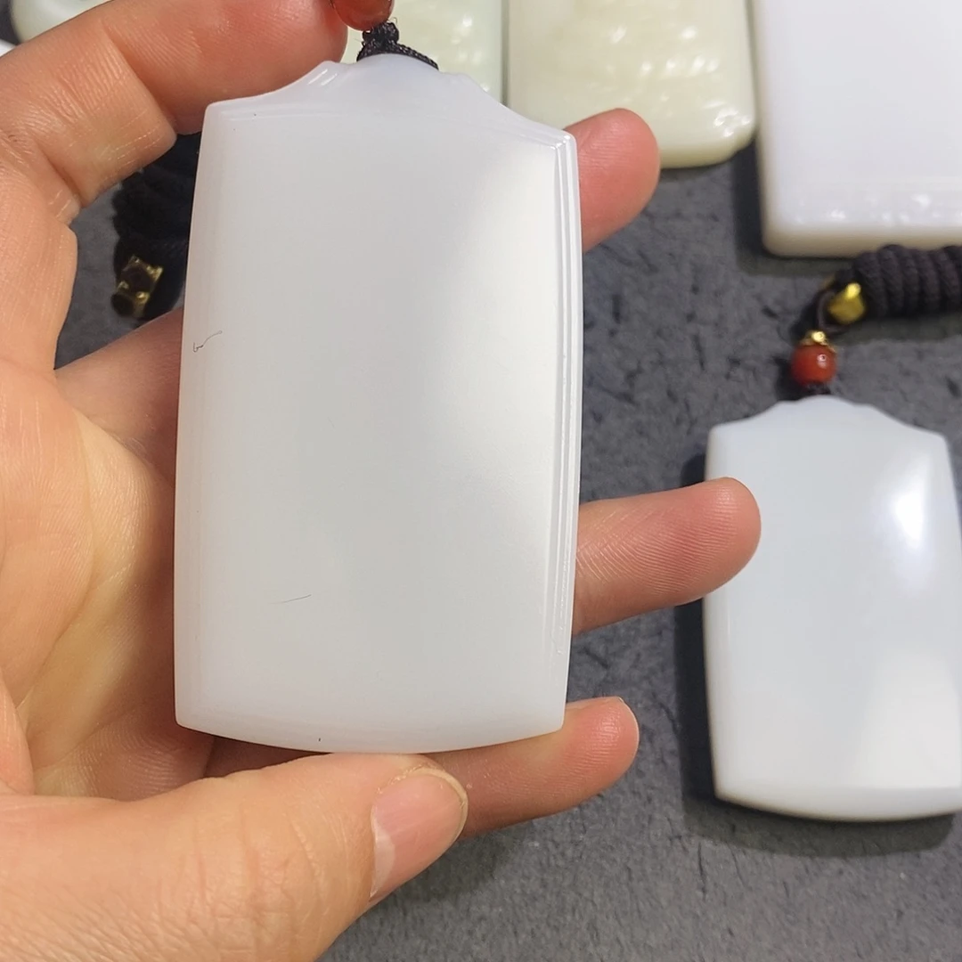 颈饰未镶嵌和田玉用****行