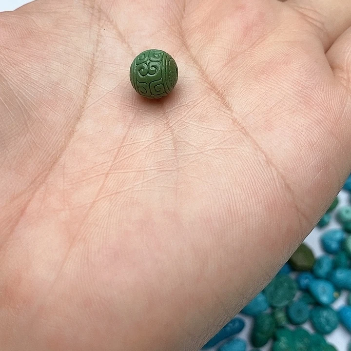 未镶嵌绿松石珠宝奇石