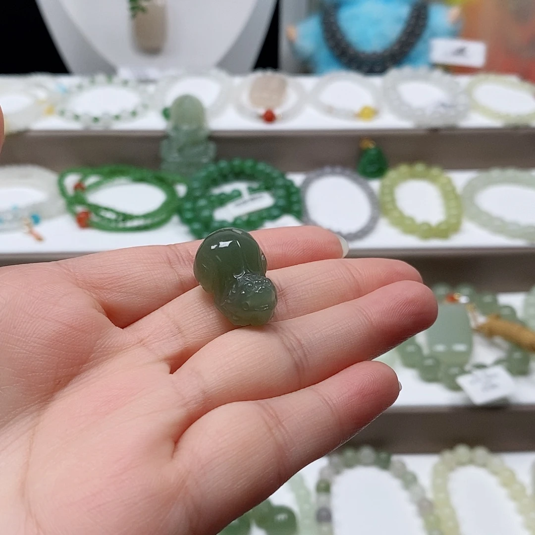 和田玉未镶嵌吊坠(不含链)