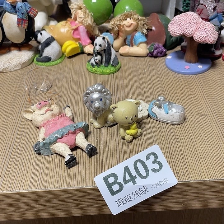 w***8摆件孤品老货微瑕瓷