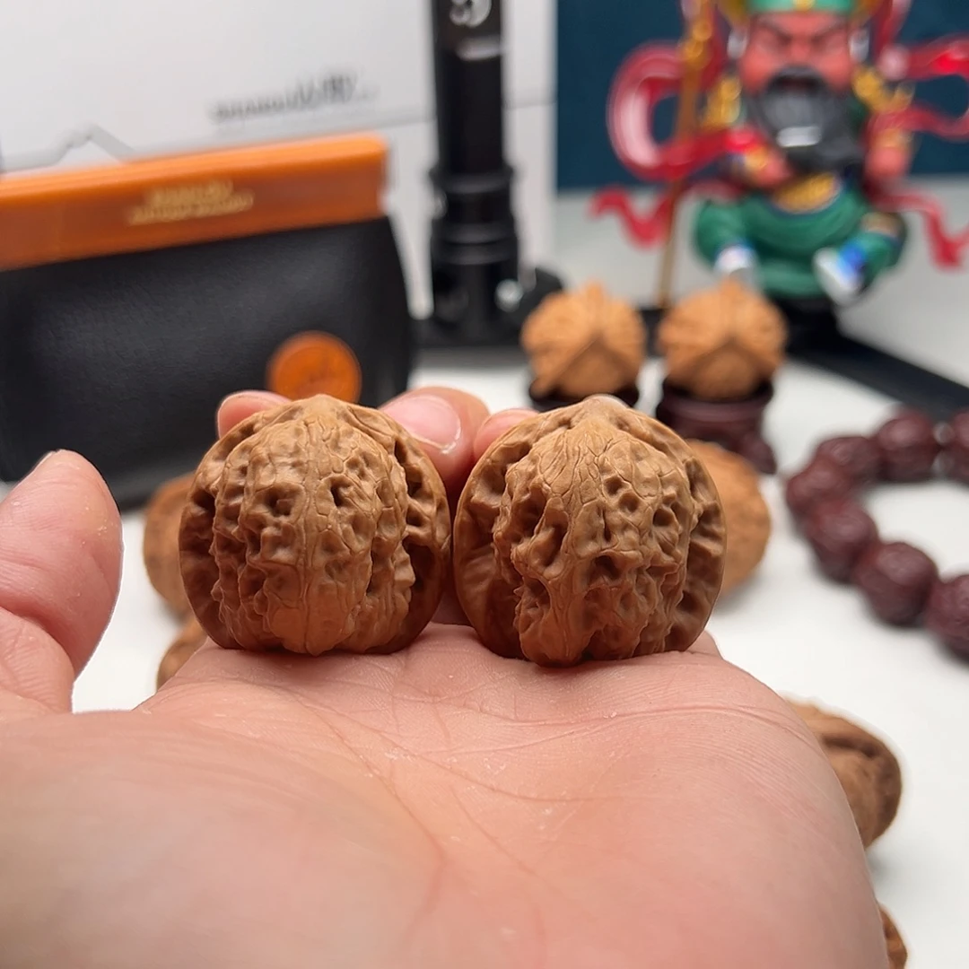 文玩核桃吊坠原树昌闷