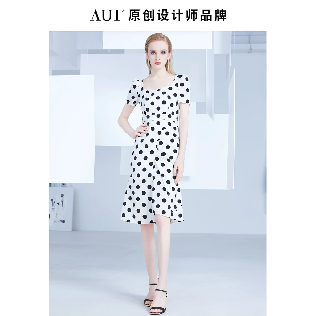【粉丝专属】AUI复古波点鱼尾摆修身连衣裙-21D018084