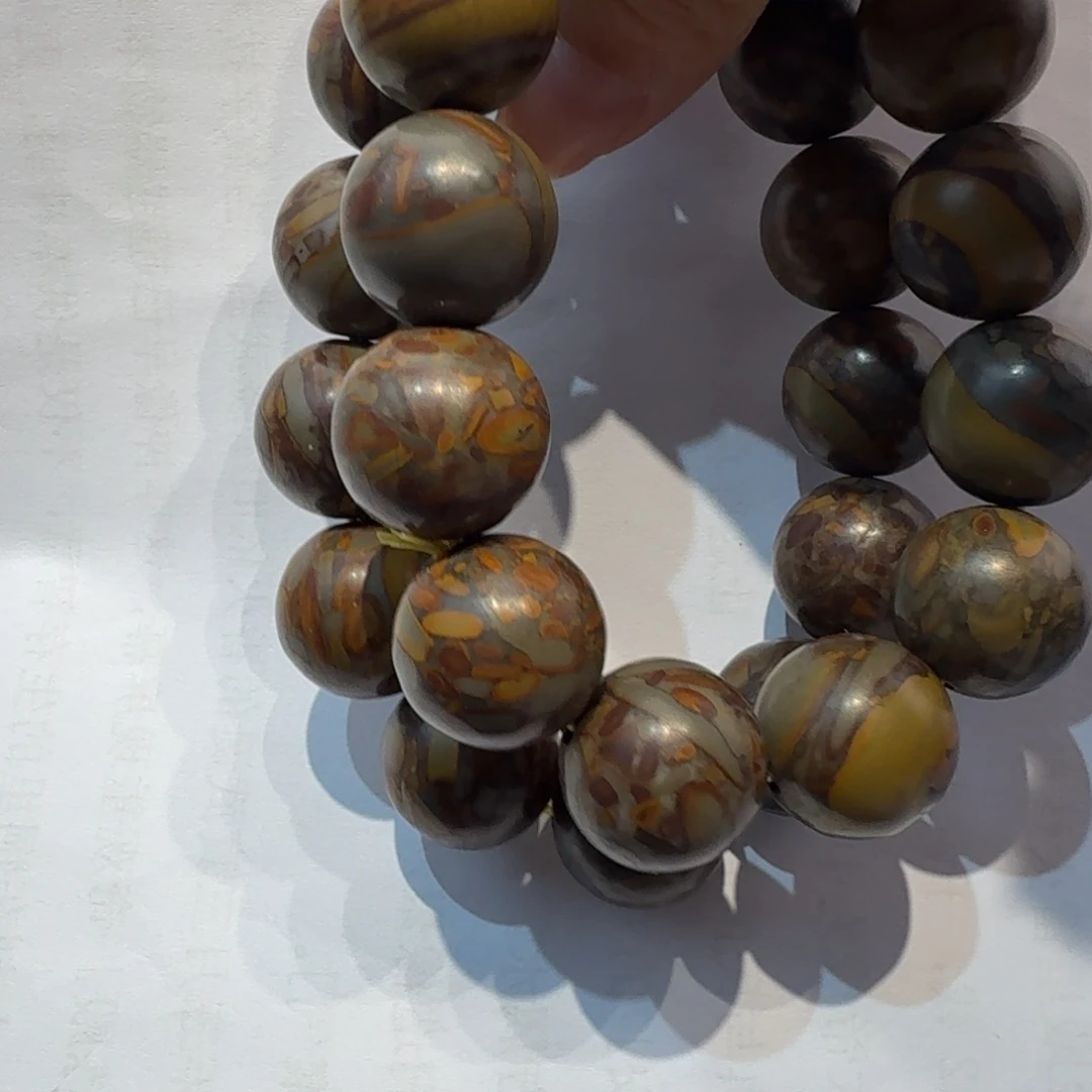 石材三叶虫活化石手串 18MM