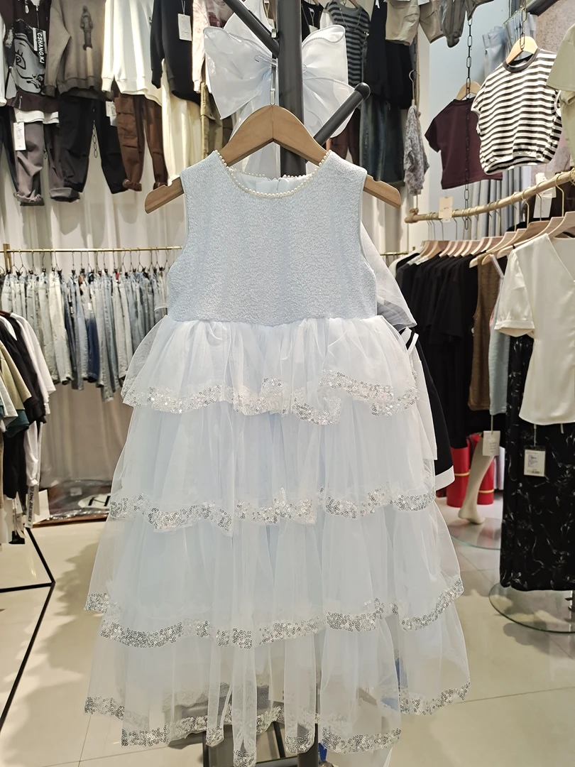 女童夏季新款连衣裙生日礼服公主裙蓬蓬纱蛋糕裙洋气背心裙带头纱