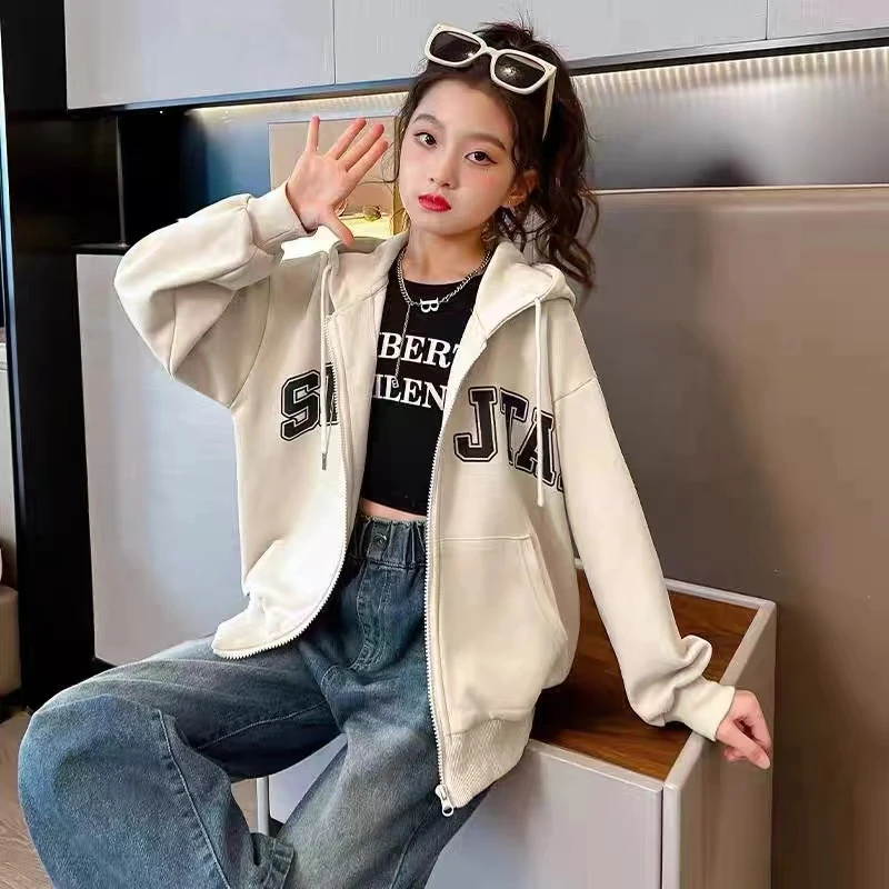 女童时尚外套秋冬款2025新款儿童冬装字母连帽卫衣冬季休闲上衣潮