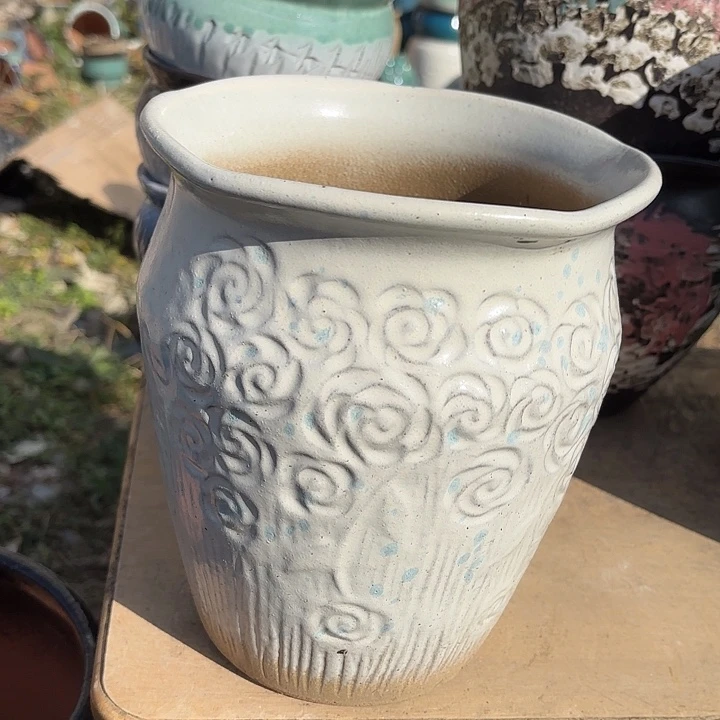 口18高22白色2个。。。。。。。